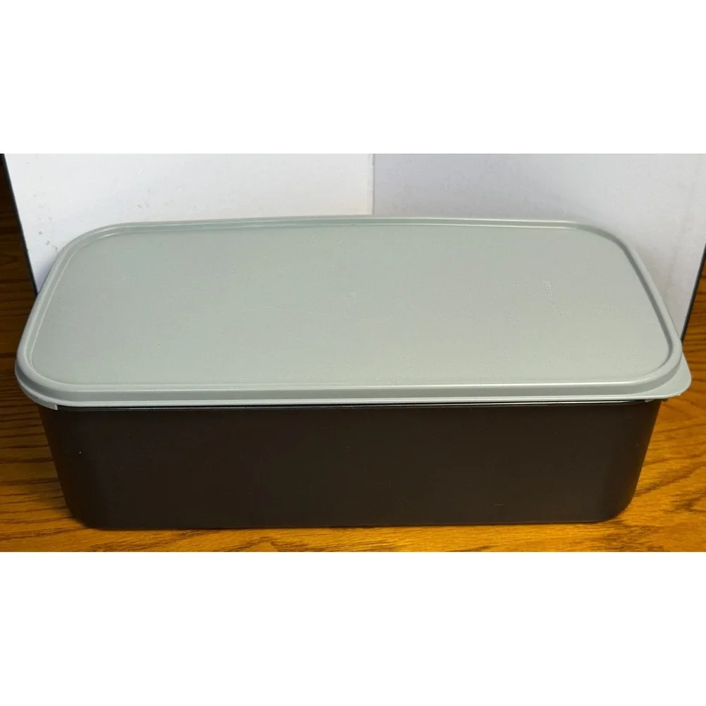Tupperware Memory Mates: Black Rectangular Container, Gray Lid, Divider Rack